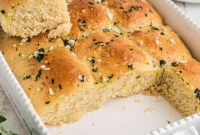 Melt-in-Your-Mouth Garlic Butter Buns