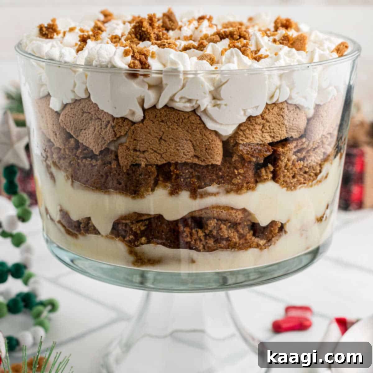 Festive Gingerbread Trifle 1 featured 13130