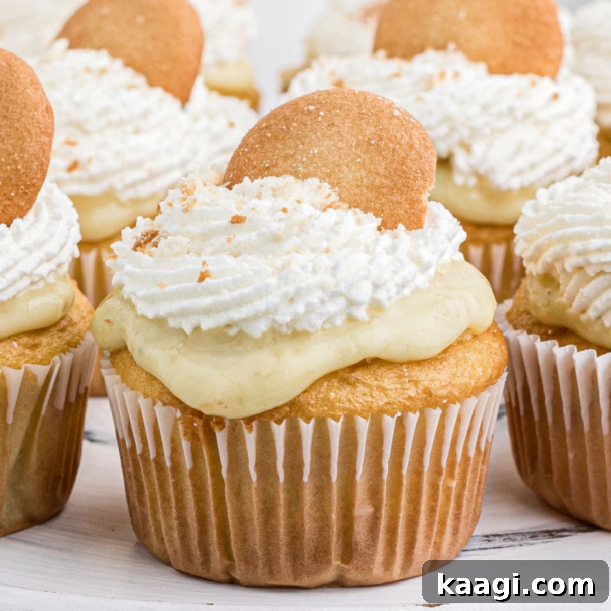 Luscious Banana Pudding Cupcakes 1 featured 6920