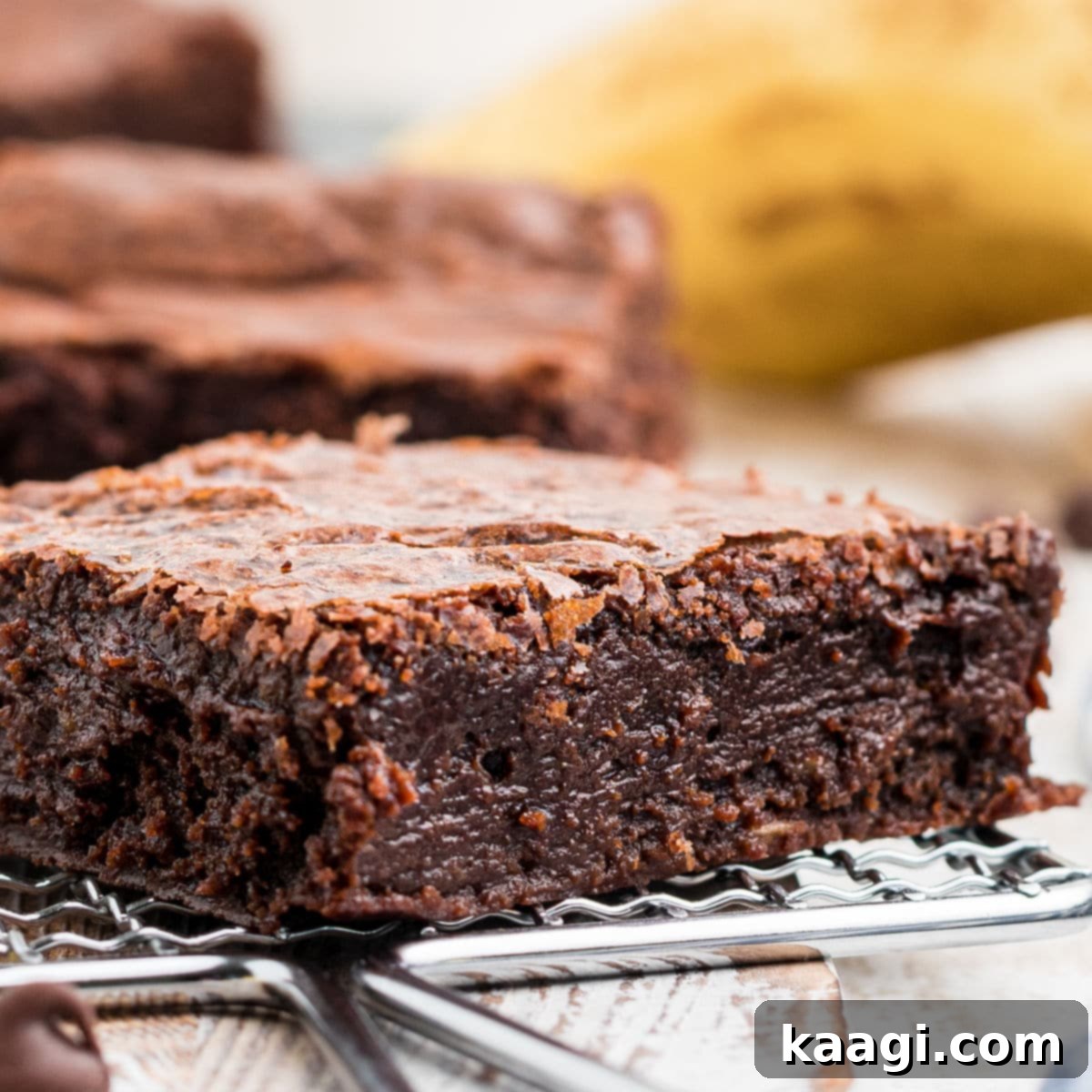 Decadent Banana Brownies 1 featured 7312