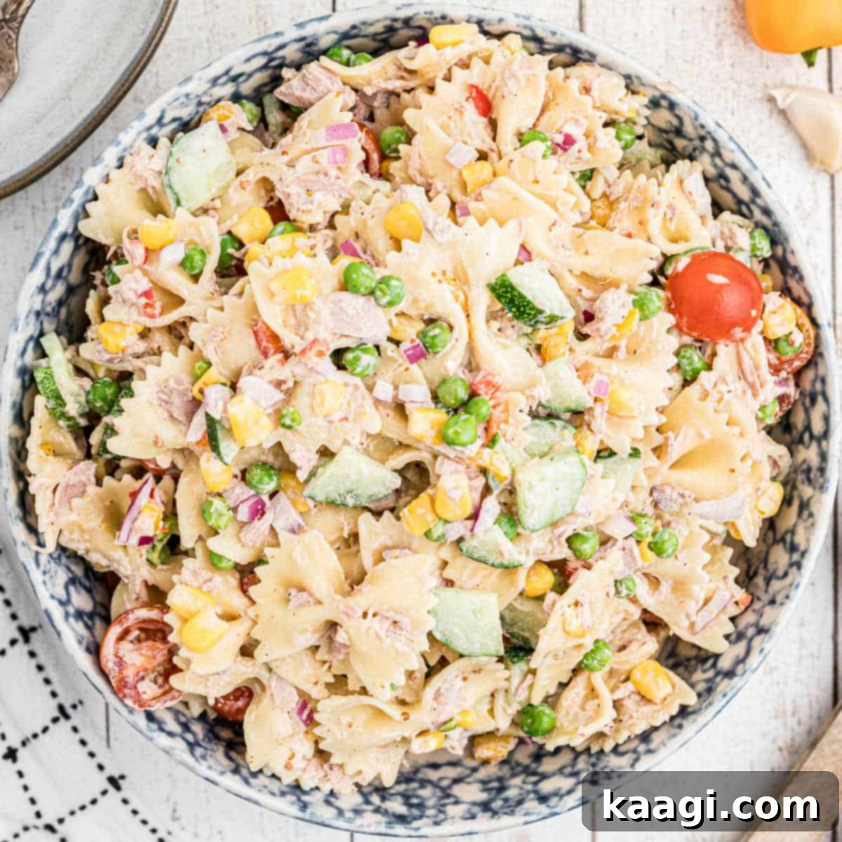 Creamy Tuna Pasta Salad 1 featured 7931
