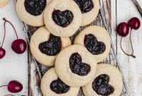 Viral Jam Heart Cookies