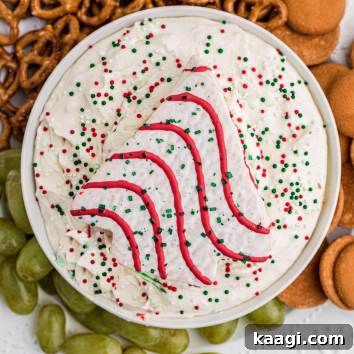 Sparkling Christmas Tree Dip 1 featured 9627