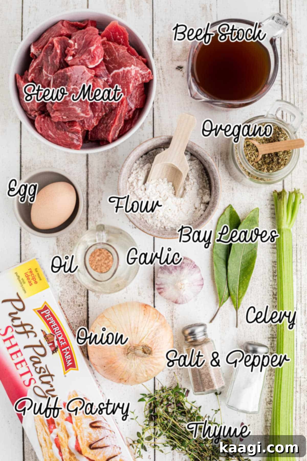 Ingredients needed to make a slow cooker steak pie.