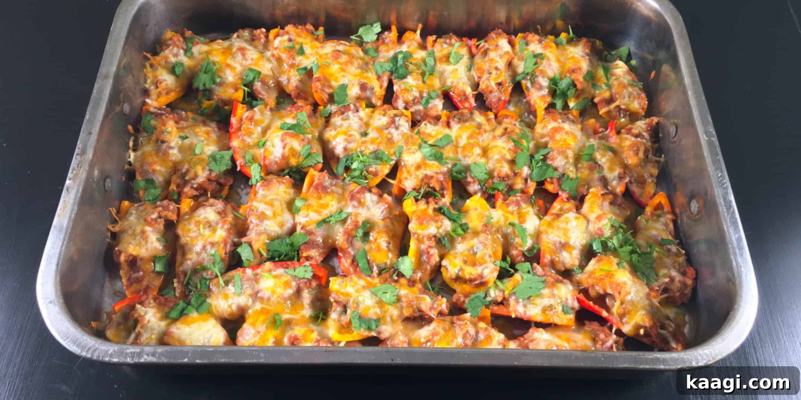 Taco-Stuffed Mini Bell Peppers, a healthy and delicious low-carb alternative to traditional nachos.