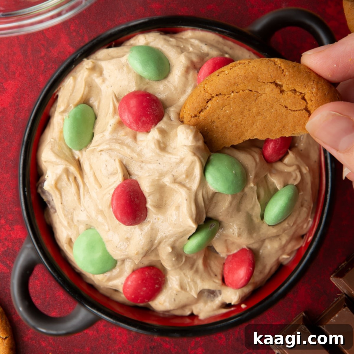 76 Effortless Christmas Goodies 66 Christmas cookie dip with sprinkles and dippers