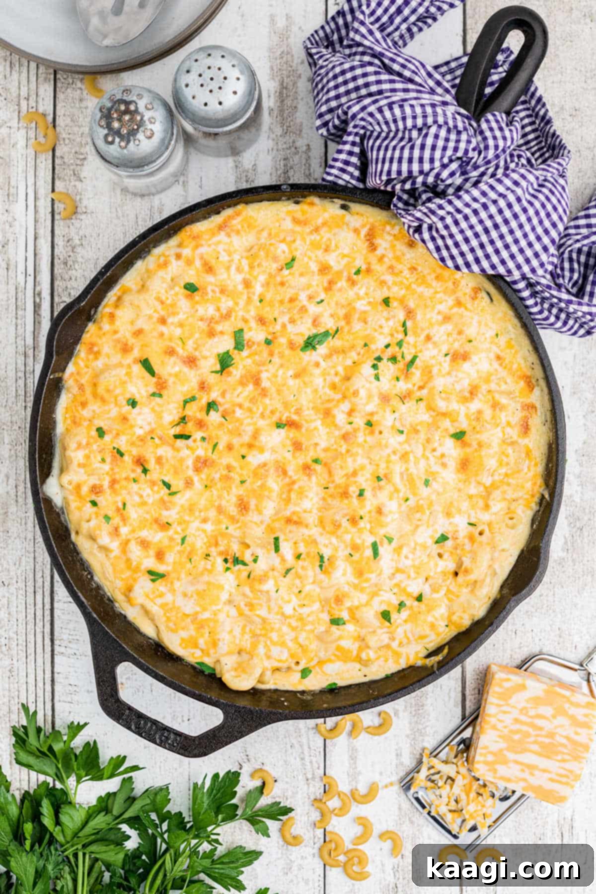 overhead shot of a skillet full of cracker barrel mac and cheese.